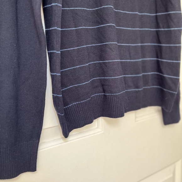 NWOT Tahari Men’s Wool Blend Navy Striped Crewneck Sweater S - Picture 4 of 10